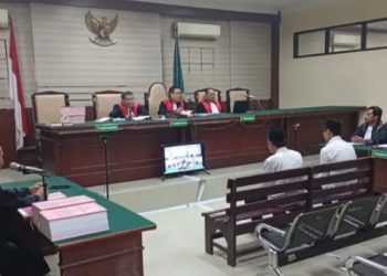 Terbukti Korupsi Pengadaan Beras CSR Smelting, Kades, Sekdes dan Ketua BPD Roomo Manyar Divonis hingga 2 Tahun Penjara
