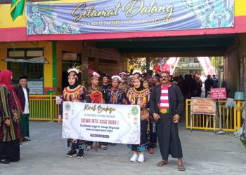 Semarak Grand Opening Qoffmart & Culinary dan Kirab Budaya Santri Ponpes Qomaruddin Bungah