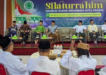 MUI Gresik Jadi Rujukan MUI Kota Bekasi dalam Membina dan Melayani Umat