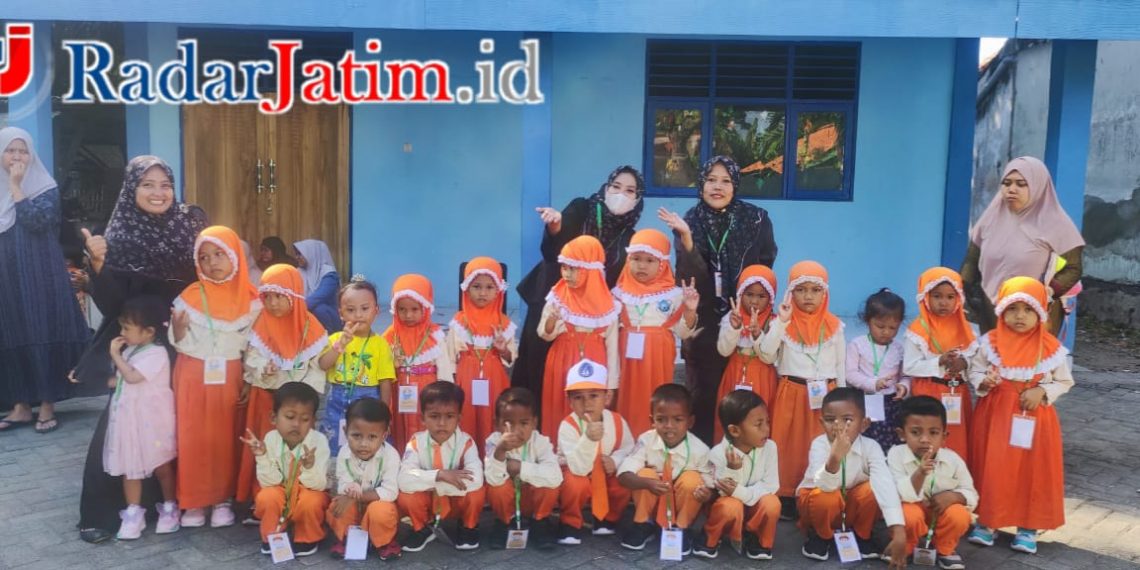 Hari Pertama Sekolah di TK Ikmal Ceria Dipenuhi Tawa dan Semangat Anak-anak
