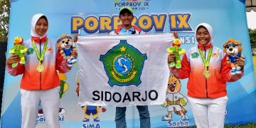 Dua Srikandi SMA Negeri 1 Tarik Mendulang 2 Emas Porprov Jatim ke IX 2025