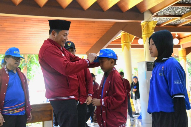 Bupati Sidoarjo Berangkatkan 250 Kontingen Kormi ke Fornas VIII 2025