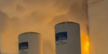 Kebocoran Gas Pabrik Linde di Gresik, Empat Warga Roomo Manyar Dilarikan ke Rumah Sakit