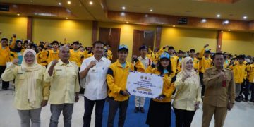 Bupati Bojonegoro Berangkatkan 792 Mahasiswa KKN TK Unigoro, Fokus Optimalisasi Potensi Desa untuk Geopark Berkelanjutan