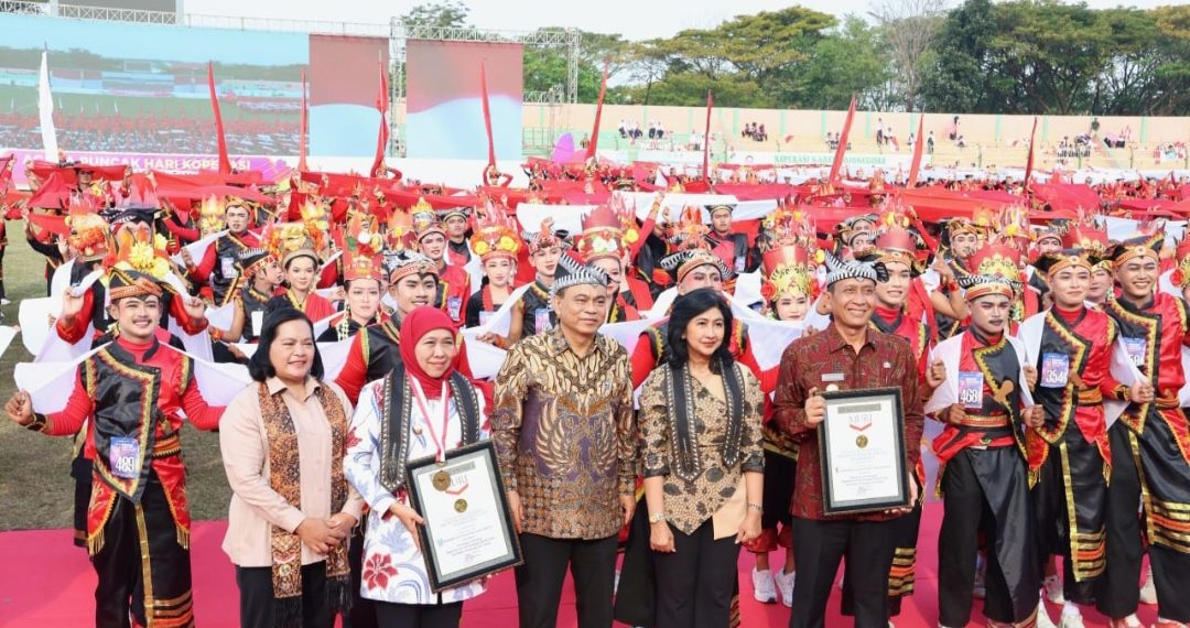 Puncak Peringatan Hari Koperasi ke-78 Provinsi Jawa Timur di Bojonegoro, 2.025 Penari Pecahkan Rekor MURI