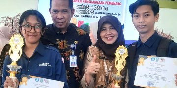 SMK Negeri 2 Buduran Apresiasi Siswa Berprestasi, GNOTA Support  25 Seragam Gratis