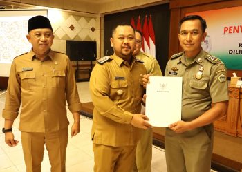 Ratusan ASN Gresik Naik Pangkat, Bupati Yani: Mereka Punya Kemampuan, Bukan karena Dekat Siapa