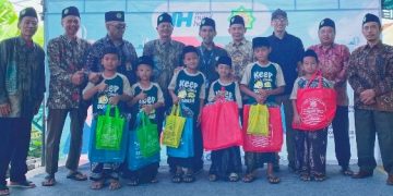 Sebanyak 70 Anak Ikut Khitan Bahagia Gratis di Karangcangkring Gresik