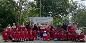 Yayasan Amanah Gresik Ajak Ratusan Anak Yatim Wisata dan Outbound di Pasuruan