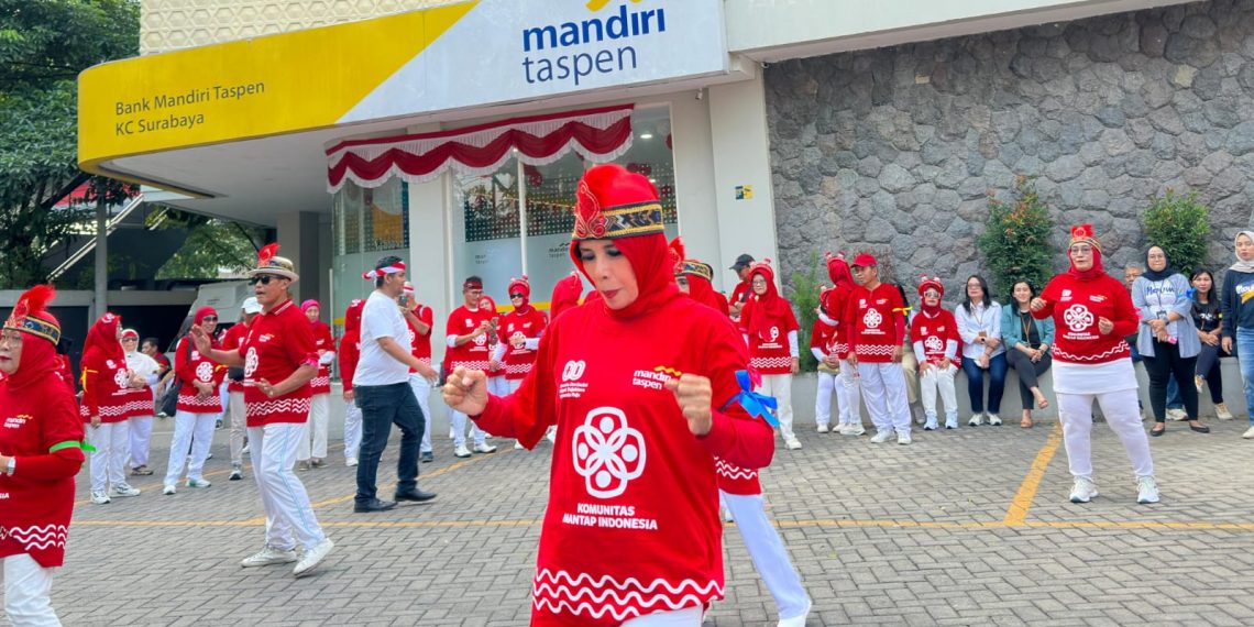 Peduli Lansia, Bank Mandiri Taspen Rayakan HUT RI ke-80 Serentak di Berbagai Kota