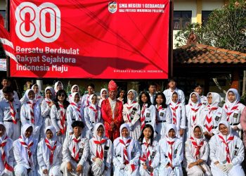 Momen 17 Agustus SMA Negeri 1 Gedangan Launching Mars ‘Galih Potensi Wujudkan Prestasi’