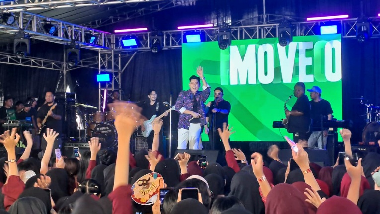 Jaz Hayat Meriahkan Pensi ‘Dreifest 2025’ SMA Negeri 3 Sidoarjo