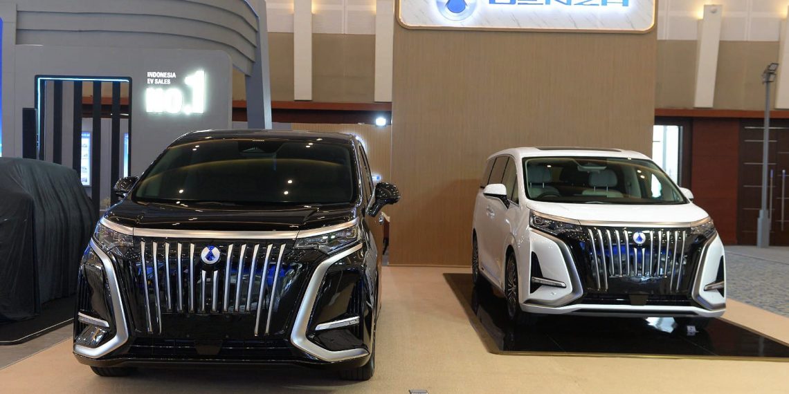 DENZA Hadirkan MPEV Unggulan, Pamerkan D9 Perdana di GIIAS Surabaya