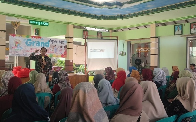 Desa Tebel Jadi Pionir Peningkatan Kemampuan Bahasa Inggris