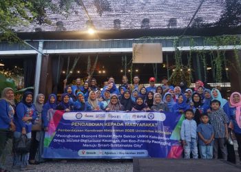 UNAIR – UMKM Gresik Wujudkan Ekonomi Sirkular melalui Digitalisasi Keuangan dan Kemasan Ramah Lingkungan