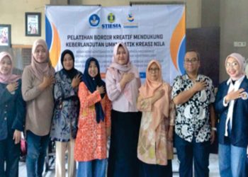 STIESIA Dorong Inovasi Produk UMKM Batik Kreasi Nila Melalui Pelatihan dan Pendampingan