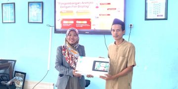 Tim Abdimas Umsida Latih Siswa SMK Muhammadiyah 2 Taman Animasi Berbasis Pen Tablet