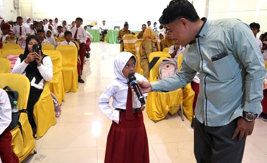 Balai Bahasa Jatim Gelar Bimtek Cerdas Mengulas Buku Bagi Siswa SD
