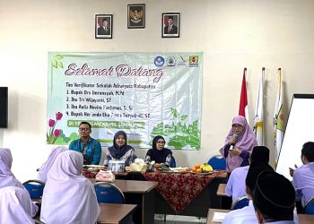 DLHK Lakukan Visitasi ke SMPIT Insan Kamil Sidoarjo Calon Sekolah Adiwiyata