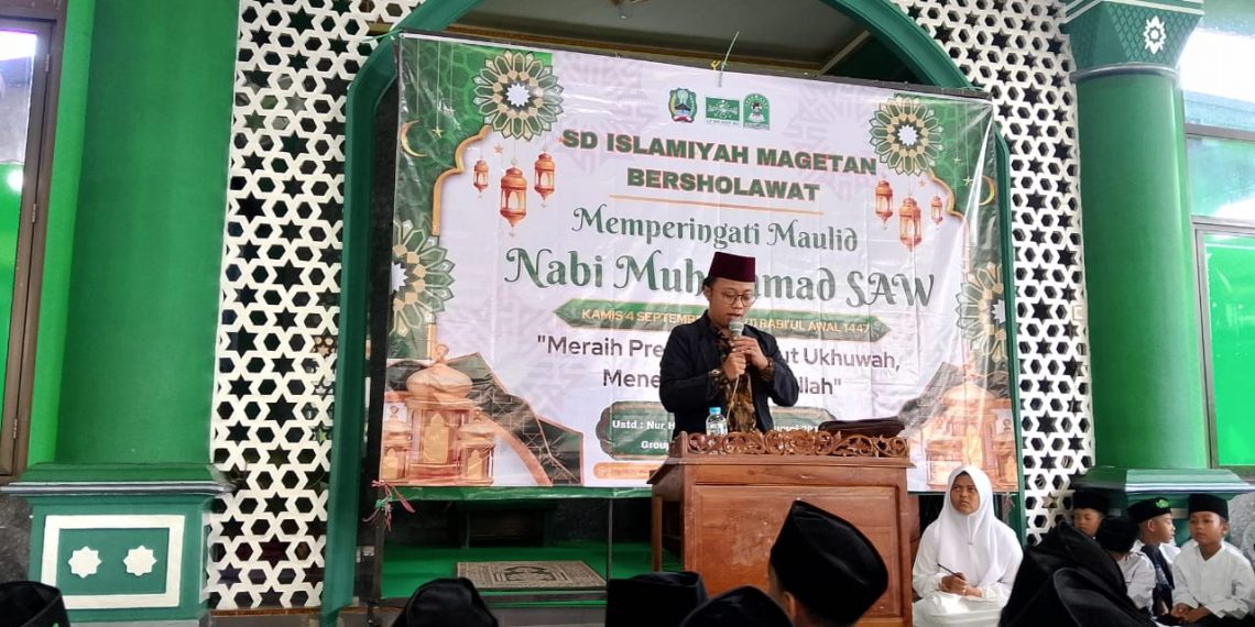 SDI Magetan Peringati Maulid Nabi