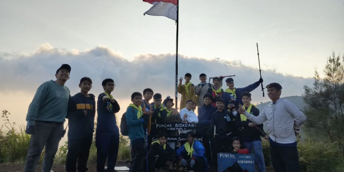 Jejak Tangguh dari Puthuk Gragal ke Puncak Bidadari