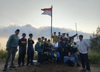 Jejak Tangguh dari Puthuk Gragal ke Puncak Bidadari