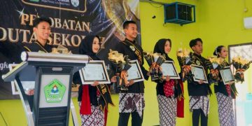Duta Sekolah Jadi Wajah Inspiratif Siswa SMA Negeri 1 Tarik