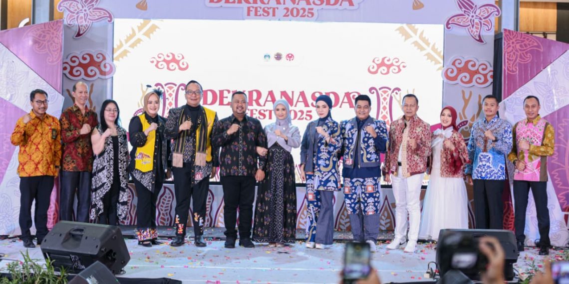Momen Kebangkitan Budaya dan UMKM Lokal, Bupati Gresik Buka Dekranasda Fest 2025