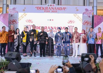 Momen Kebangkitan Budaya dan UMKM Lokal, Bupati Gresik Buka Dekranasda Fest 2025