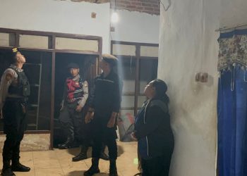 Bencana Puting Beliung di Kepung Kediri Lahirkan Empati Polisi-TNI dan Berbagai Elemen Masyarakat