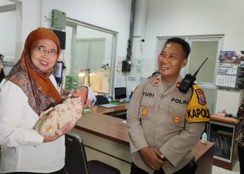 Bayi Terlantar di Gurah Kediri Akhirnya Diserahkan ke PPSAA Dinsos Jatim