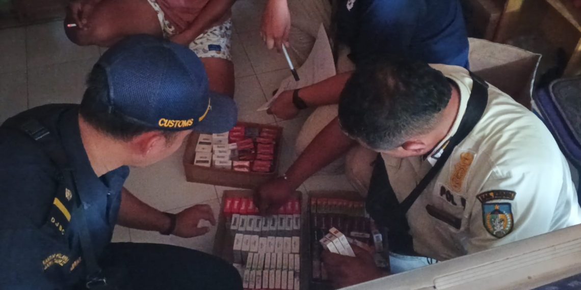 Satpol-PP Kabupaten Kediri Sita Ratusan Bungkus Rokok Ilegal