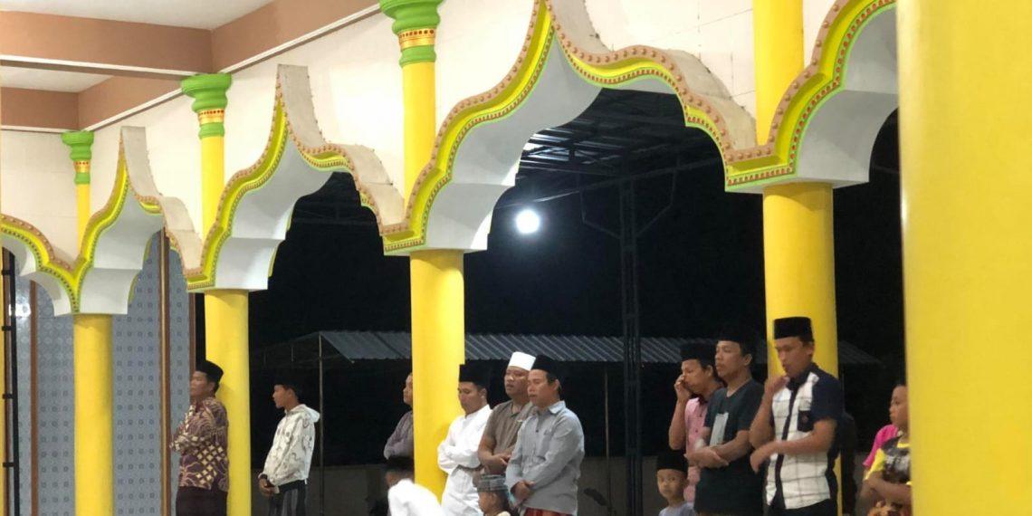 Suasana Khidmat Warnai Peringatan Maulid Nabi di Masjid Jami’ Nurulloh Karang Manggis