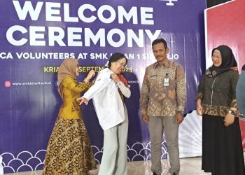 Dinas Pendidikan Jatim Sambut Baik KOICA Volunteer Korea di SMK Krian 1 Sidoarjo