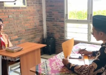 Siswa Tahfidz SMP Nurul Fikri Sidoarjo Jalani Uji Kemampuan Baca Al Qur’an Melalui Munaqosyah