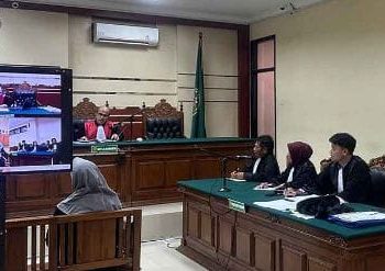 Korupsi Dana Hibah UMKM Rp 17,6 M, 2 Pejabat Diskoperindag Gresik (Nonaktif) Divonis 1 Tahun Penjara