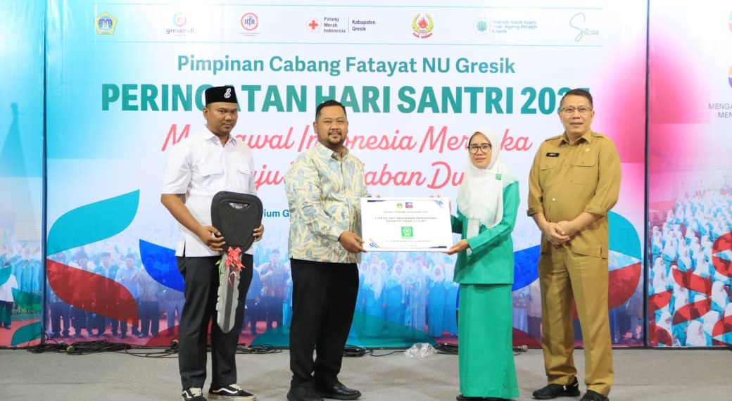 Bupati Gresik Fandi Akhmad Yani Dorong Fatayat NU Mandiri, Berkarya, Bermartabat melalui Penguatan Pemberdayaan Perempuan