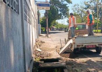 Perkuat Infrastruktur Pejalan Kaki, Dinas PU CKPP Banyuwangi Tindaklanjuti Laporan Warga