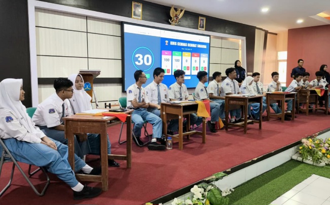 Meriahkan Bulan Bahasa SMA Negeri 2 Sidoarjo Dengan Berbagai Lomba