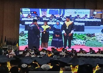 Pertegas sebagai Kampus Unggul, UMG Wisuda 574 Sarjana
