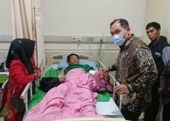 Jenguk Korban di Rumah Sakit, Bambang Haryo Beri Santunan dan Pastikan Penanganan Dilakukan Secara Profesional