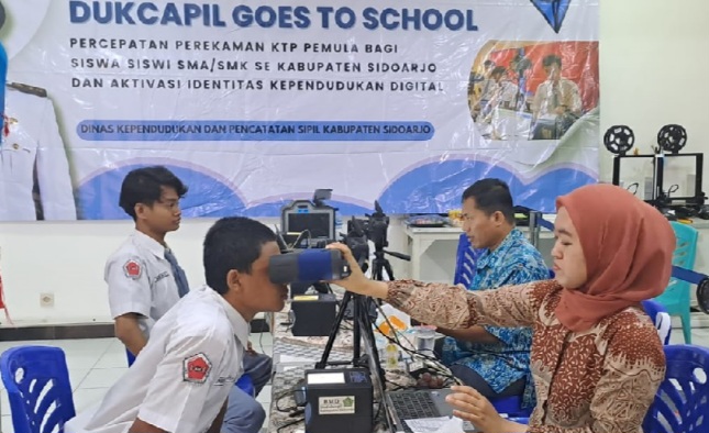 Sebulan Pemkab Sidoarjo Layani Cetak KTP Tembus 14.028 Keping