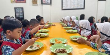Yayasan Al Muslim Sidoarjo Kelola Makan Bergizi Secara Mandiri