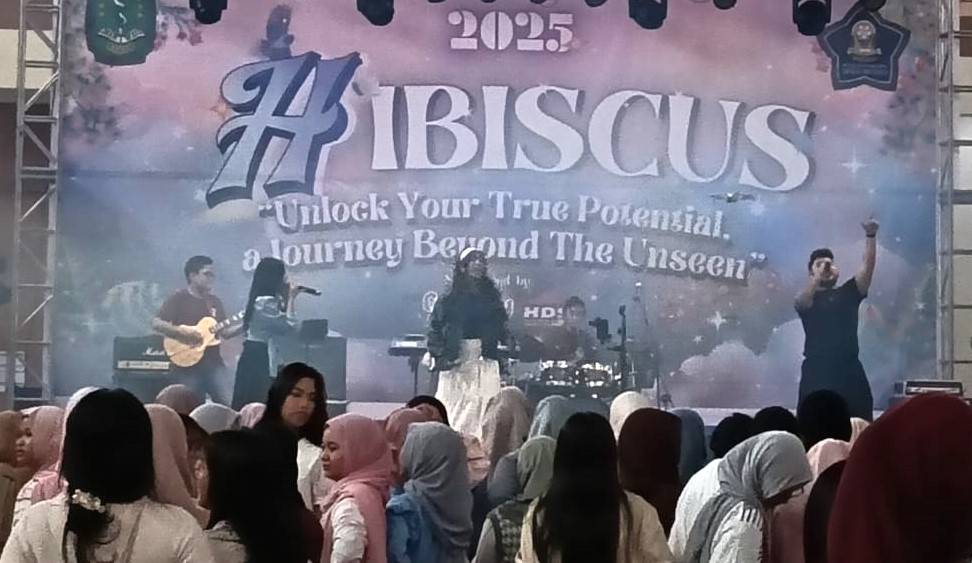 Puncak Kreativitas Siswa SMA Negeri 1 Waru Berhasil Menggelar Hibiscus 2025