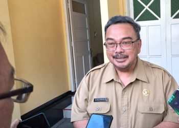 Dinas Perkim CKTR Sidoarjo Minta Warga Perumahan MR Bongkar Tembok Pembatas Secara Ikhlas