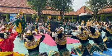 SMA Negeri 1 Tarik Peringati Bulan Bahasa Dengan Menggelar ‘BASKARA 2025’