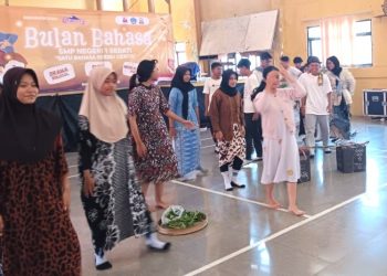 ‘Satu Bahasa Seribu Cerita’ Semangat Pemuda Menyala di SMP Negeri 1 Sedati