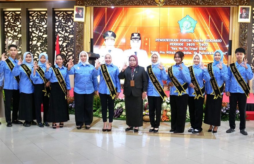 Cegah Pernikahan Dini, Pemkab Sidoarjo Kukuhkan Pengurus Forum GenRe 2025-2027