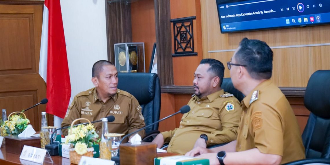 Perluas Budi Daya Bandeng, Bupati Luwu Timur Kunjungi Kampung Bandeng Desa Pangkah Wetan Gresik