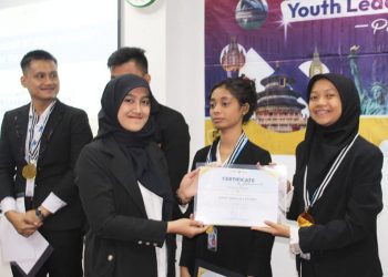 Siswi SMA SAIM Raih Dua Penghargaan YLEC Malaysia